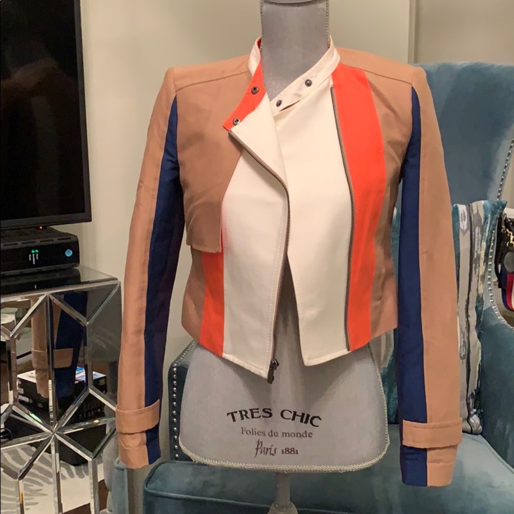 BCBG MAXAZRIA jacket size XS